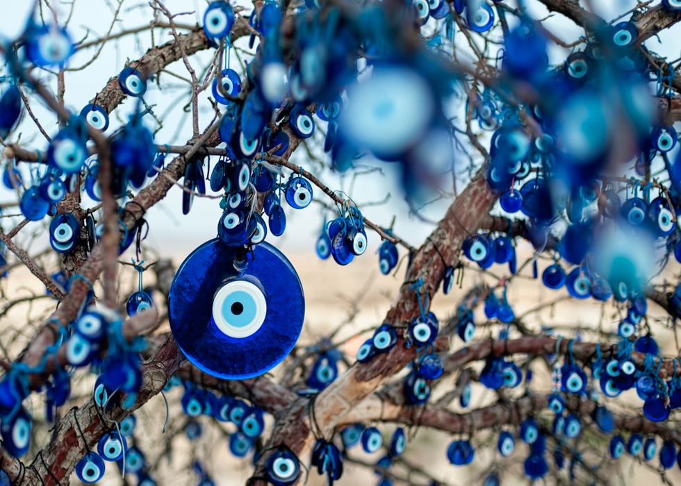 Муу энерги, хар хэл ам, азгүйтлээс хамгаалах сахиус